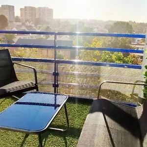 Appartement T4 Massy Tgv - 80m2 Avec Terrasse Et Bureau - Proche Coulée Verte - Idéal Pro Ou Famille, Massy (Essonne)